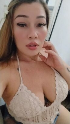 RUBITA CURVY SUPER CULONA FIESTERA
